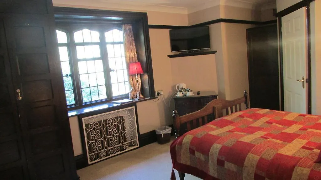 Tudor Grange Борнмут Гостевой дом