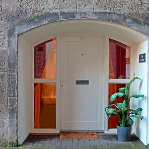 The Ice House , Edinburgh United Kingdom