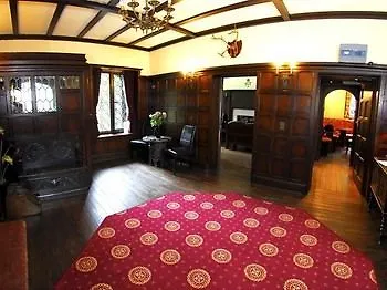 Tudor Grange Борнмут Гостевой дом